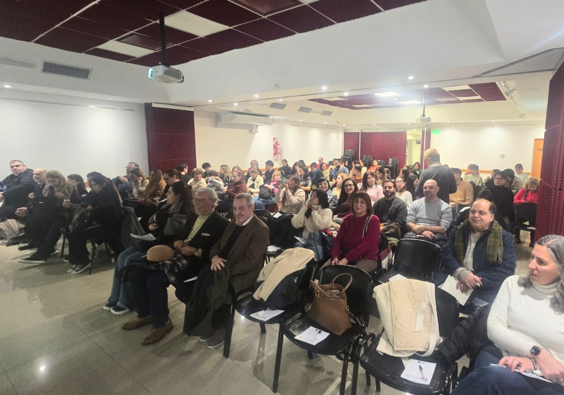 Optimización de Medicamentos: COFyBCF junto a Laboratorio Montpellier
